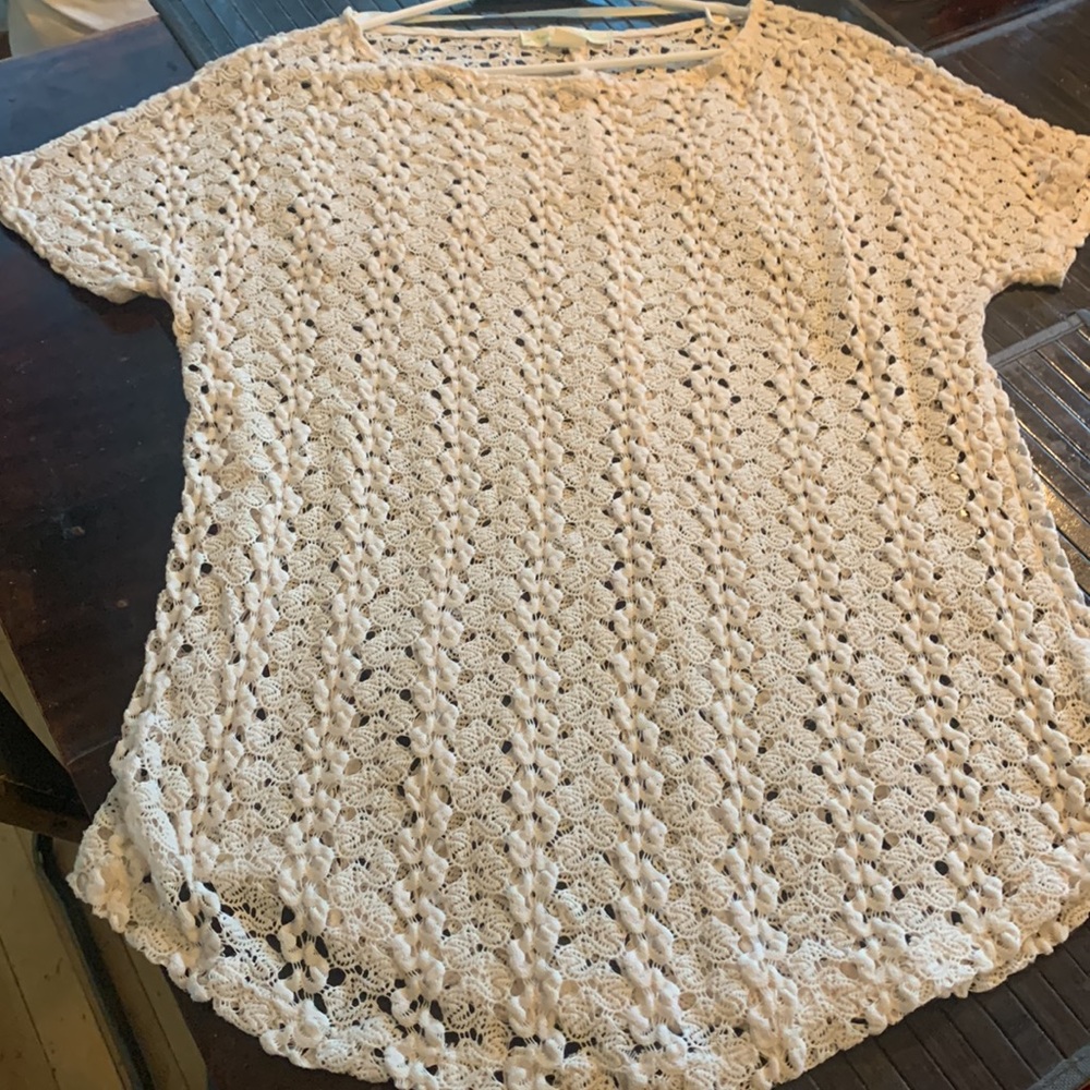 Lovely croched long top
